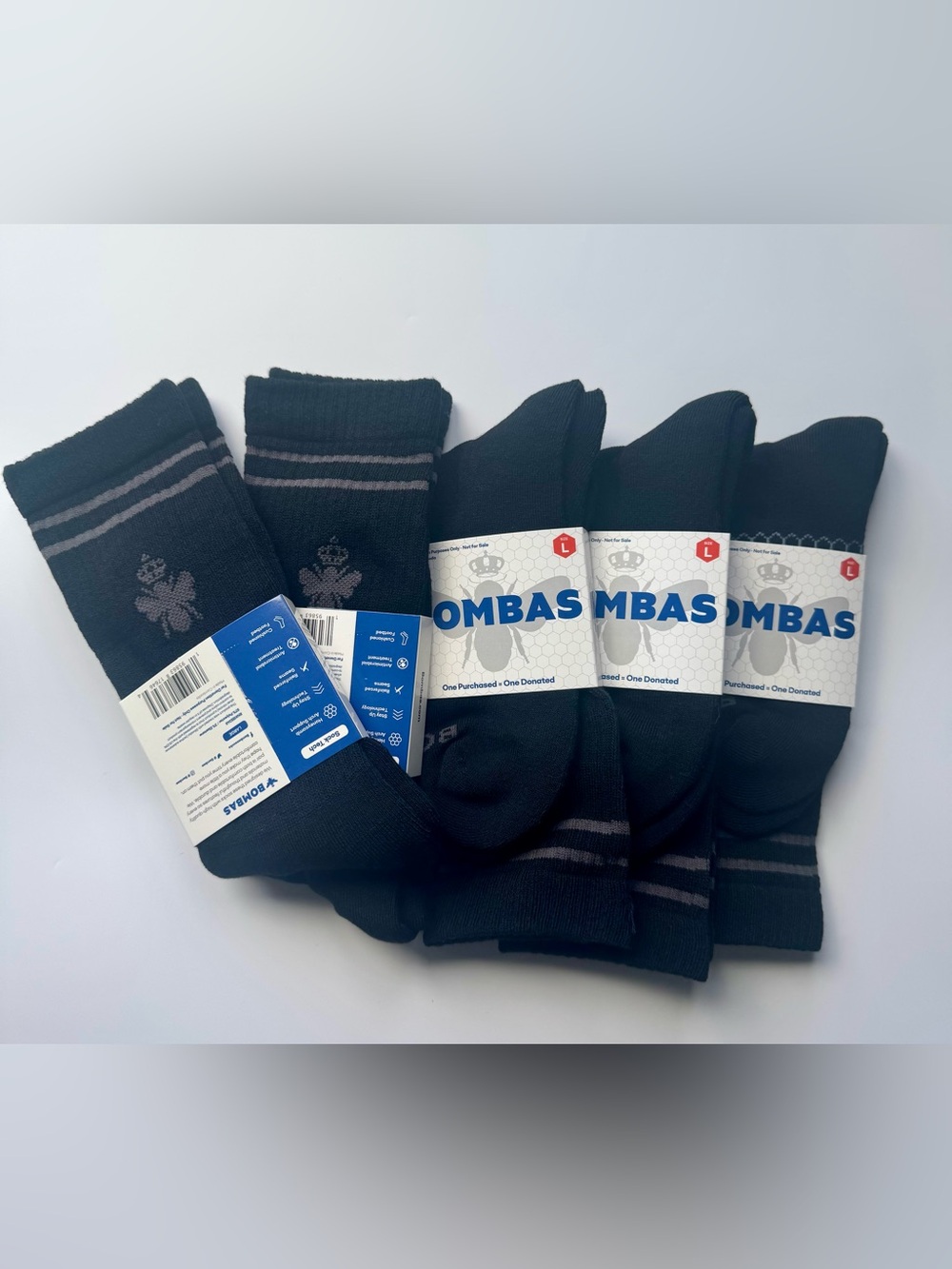 Bombas Men's Cushioned Crew Socks  size Large - Black 5 pack.